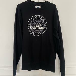 OLD NAVY graphic crew neck sweater‎